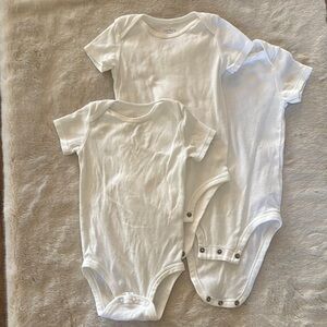 White Baby Bodysuits Set